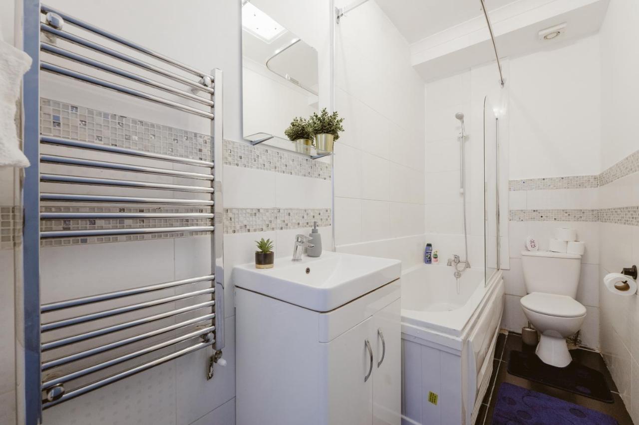 Great Rooms In Stepney Green Station - 12 Londra Dış mekan fotoğraf