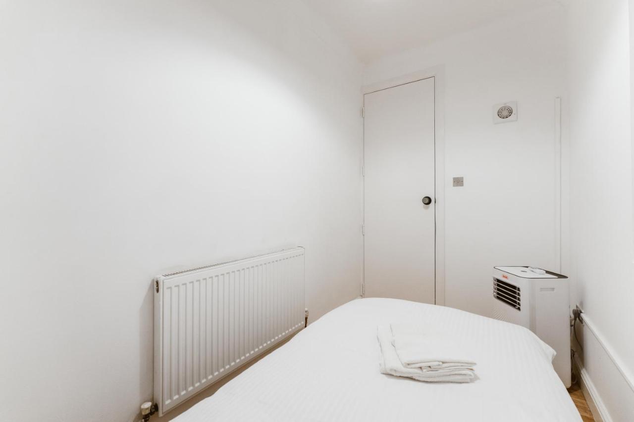 Great Rooms In Stepney Green Station - 12 Londra Dış mekan fotoğraf